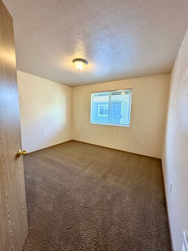 Building Photo - 21028 Damascus Ln