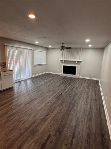 Building Photo - 1262 Valencia Ln