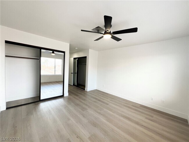 Building Photo - 4580 Allenford Dr