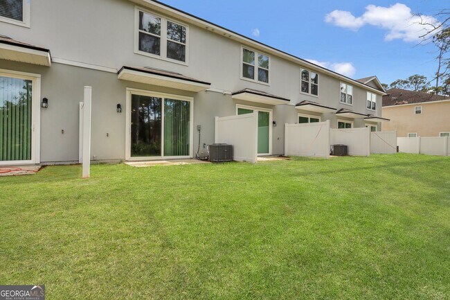 Building Photo - 150 Inlet Reach Cir