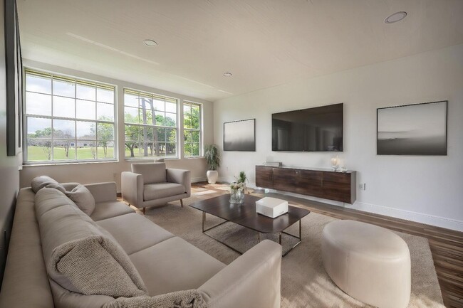 Building Photo - 1405 Palm Beach Trace Dr