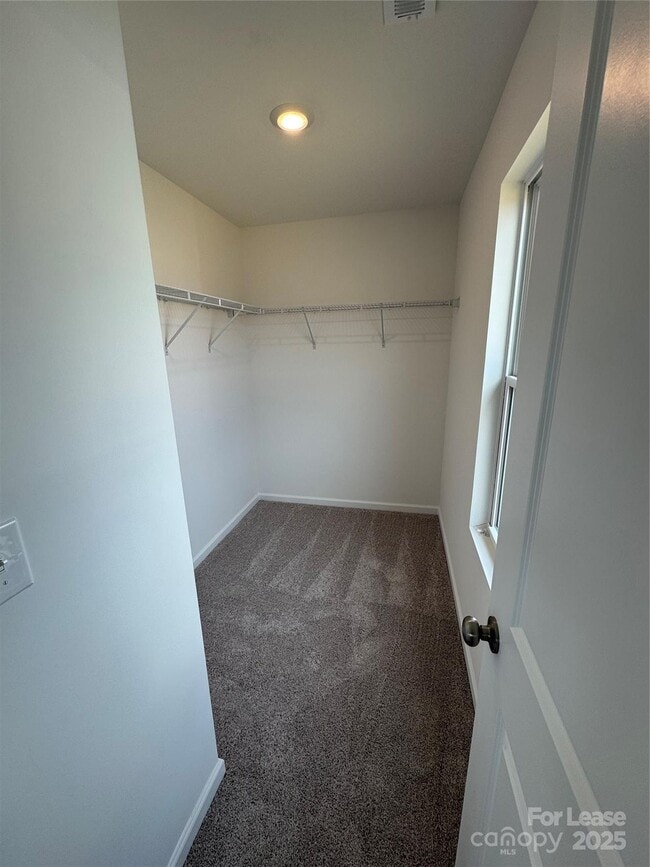 Building Photo - 757 Lock Haven Dr NW