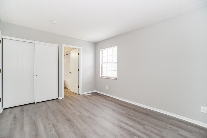 Building Photo - 6840 Centennial Dr