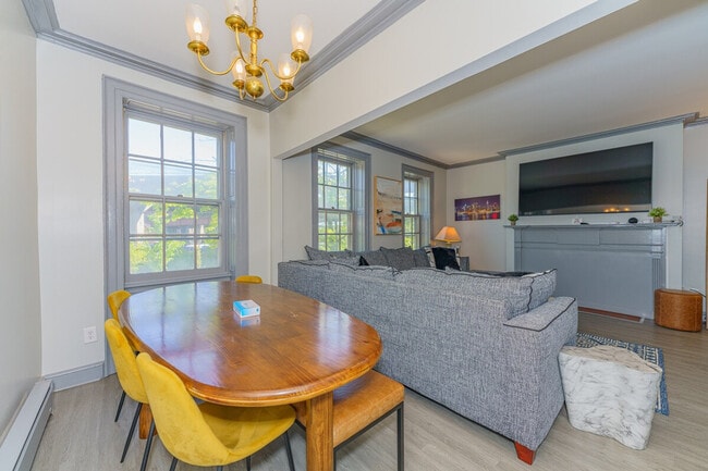 Building Photo - 90 Madison Ave