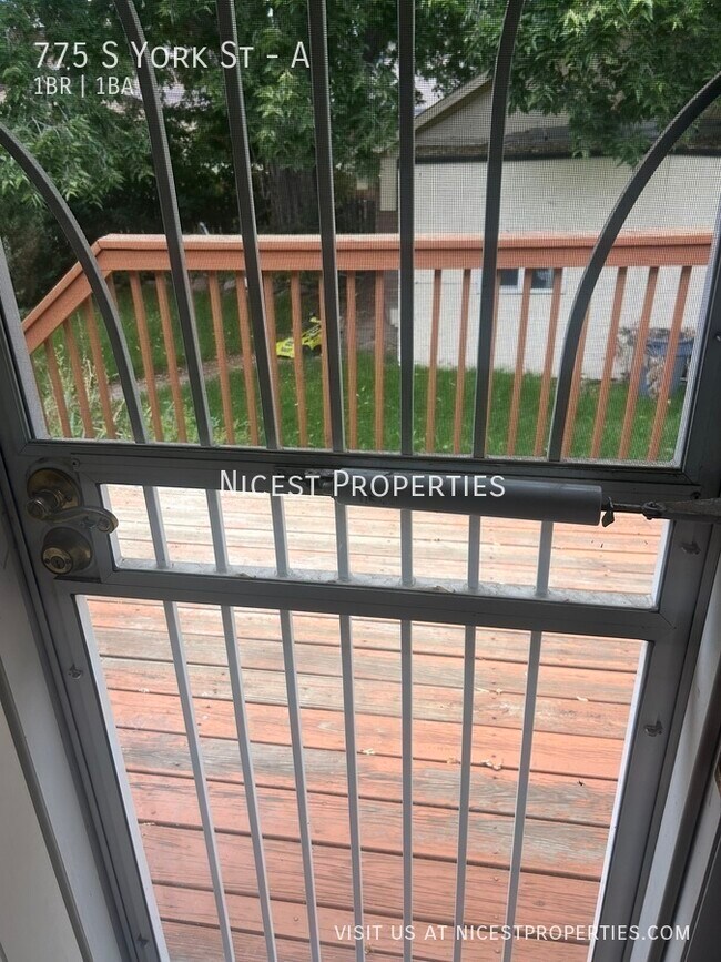 Building Photo - 775 S York St