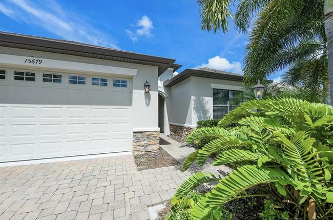 Building Photo - 15679 Lemon Fish Dr