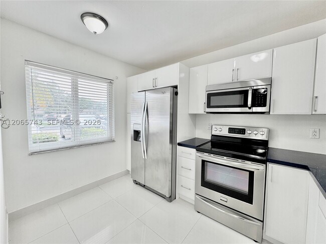 Building Photo - 7840 NW 50th St