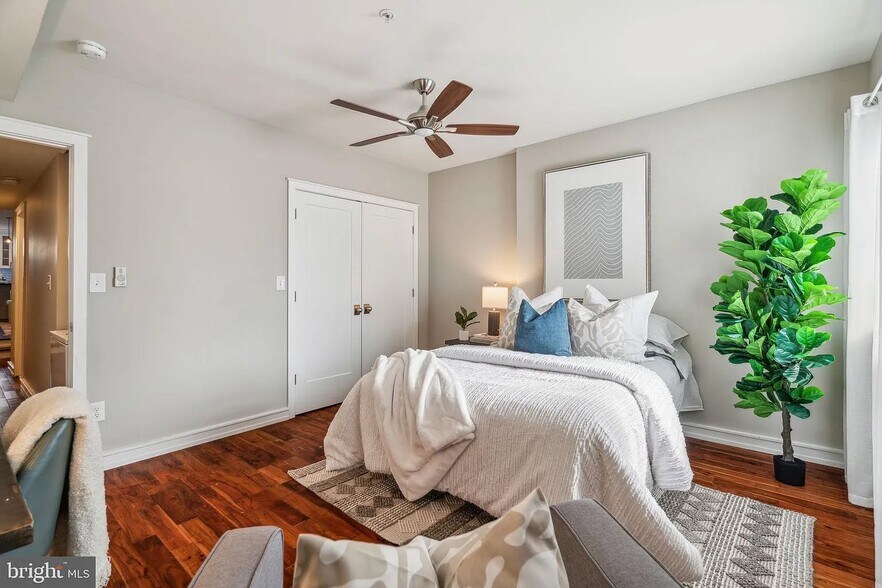 Front Bedroom - 1321 N 7th St