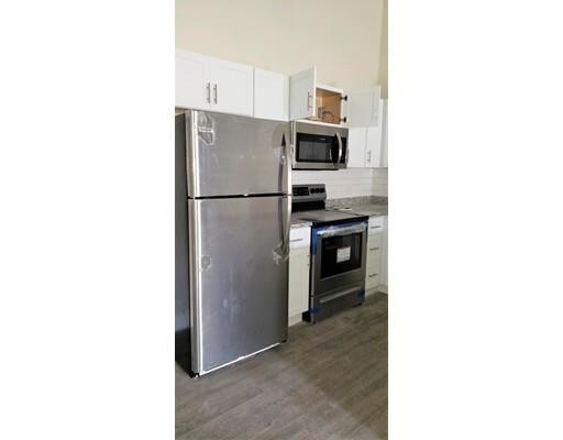 Building Photo - 82 Concord St