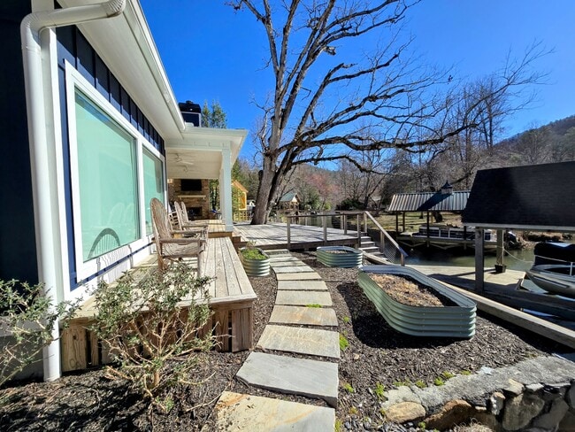 Building Photo - 151 Timpson Cove Rd