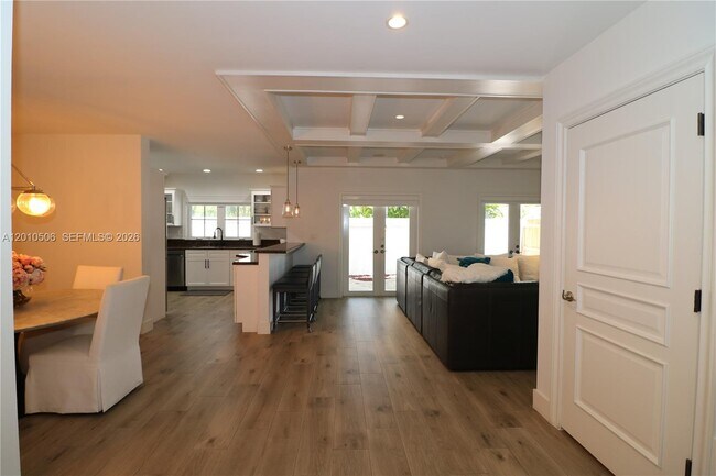 Building Photo - 7961 SW 110th Ter