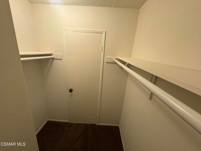 Building Photo - 2576 Sextant Ave