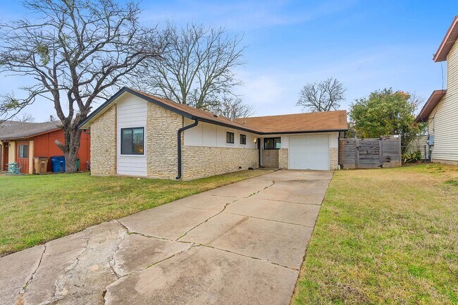 Building Photo - 7106 Colony Park Dr