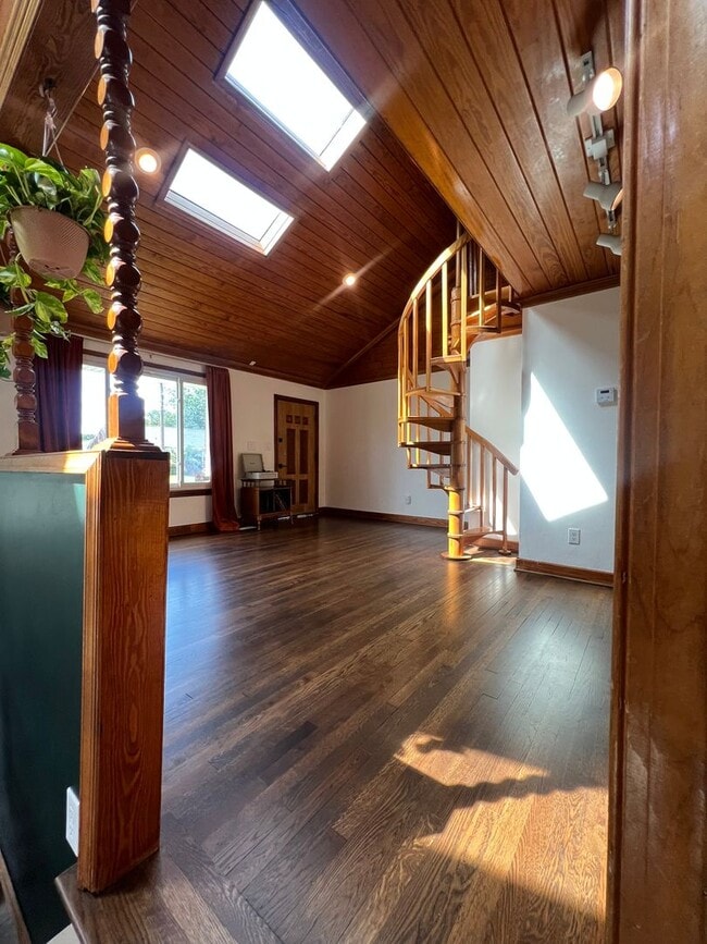 Building Photo - Mid - Century Modern Dream!   WILLOW TERRACE