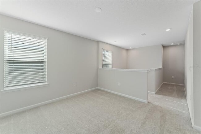Building Photo - 1178 Cascade Dr