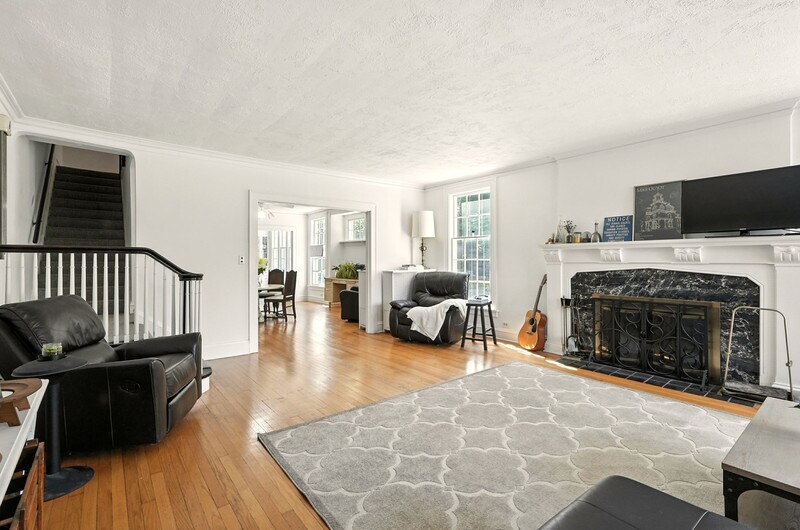 shown furnished - 2341 S Overlook Rd