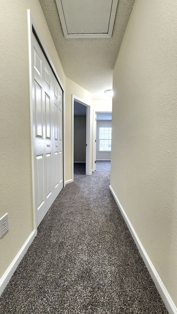 Building Photo - 485 Canyon Oak Loop