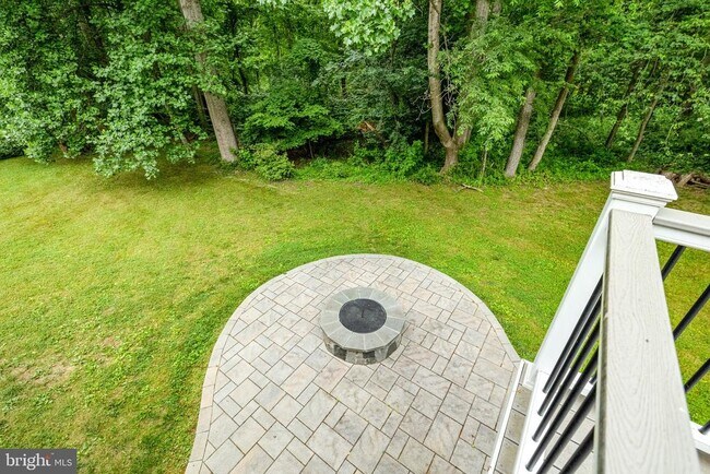 Building Photo - 9622 Cinnamon Creek Dr