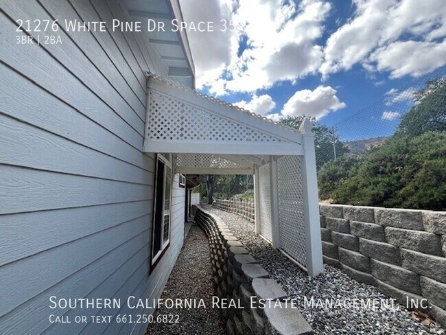 Building Photo - 21276 White Pine Dr
