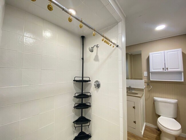 Building Photo - 26 High St