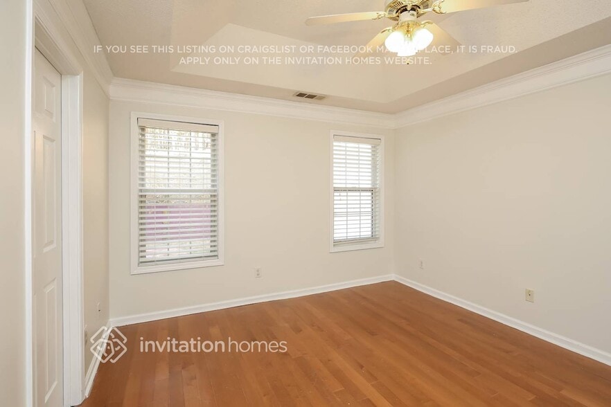 Building Photo - 5700 River Ridge Ln