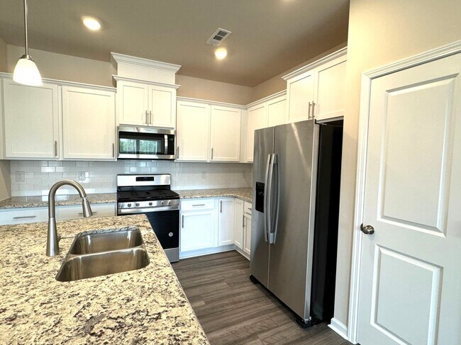 Building Photo - 3714 Feltham Ln