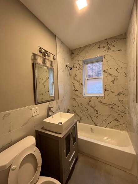 237 Lexington Ave 3R - 243 Lexington Ave