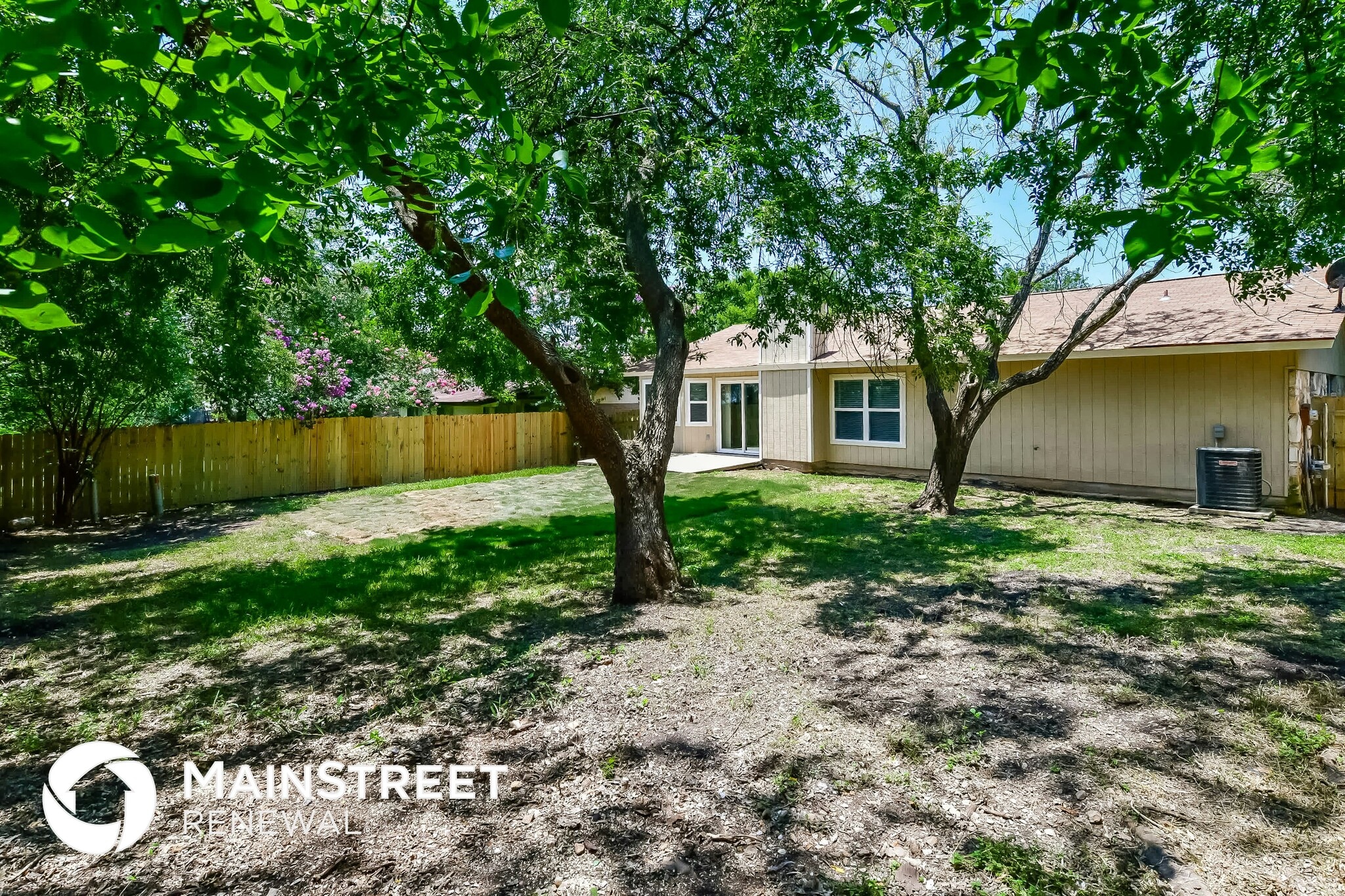 Building Photo - 9550 New World Dr