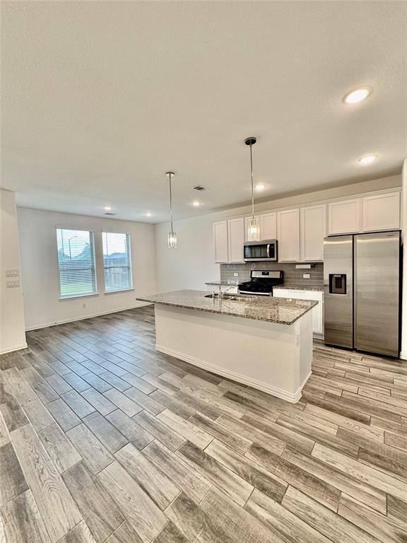 Building Photo - 31331 Whitfield Ct