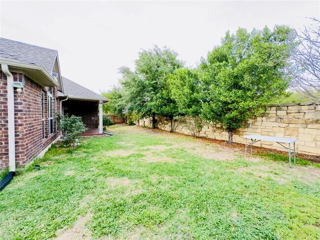 Building Photo - 209 Monahans Dr