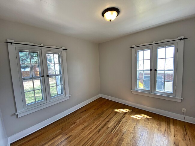 Building Photo - 3345 W 39th Ave