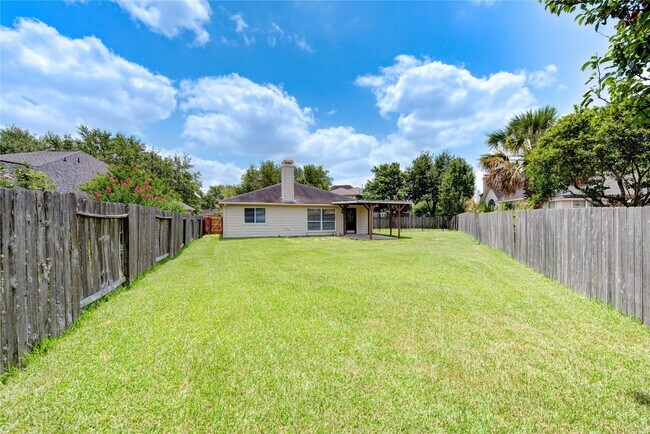 Building Photo - 4931 Lake Catherine Ct