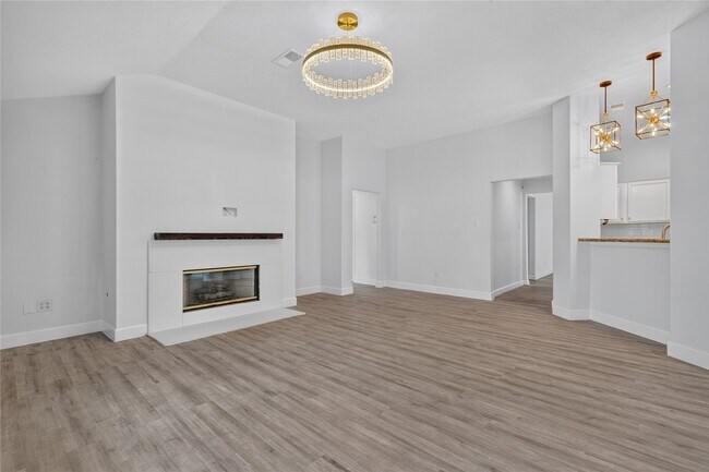 Building Photo - 7206 Glen Rosa Dr