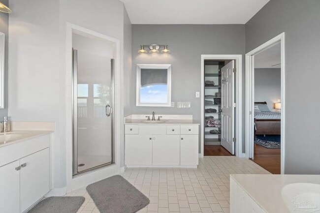 Building Photo - 32 Baybridge Dr
