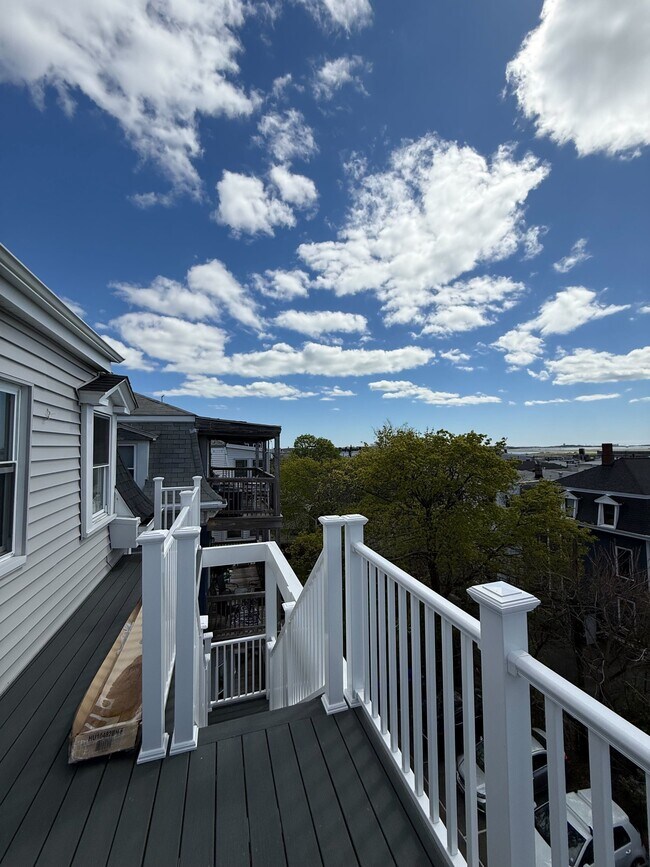 Building Photo - 171 Trenton St