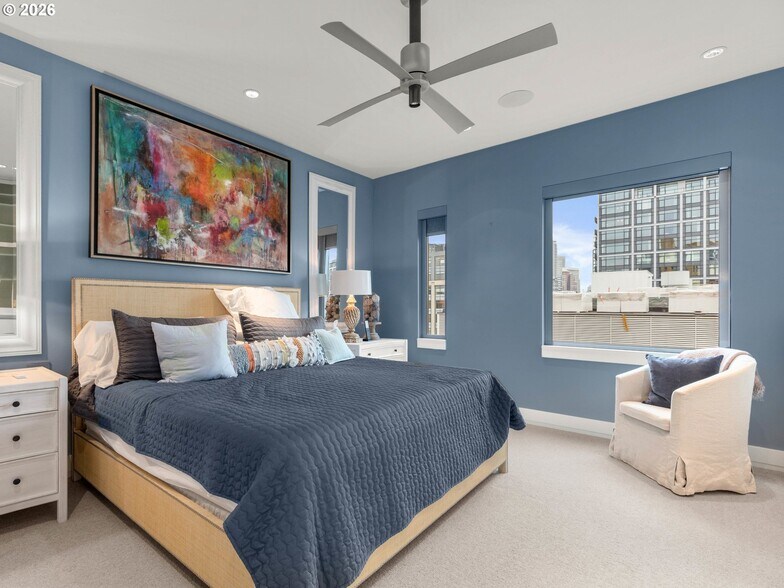 Building Photo - 311 NW 12th Ave