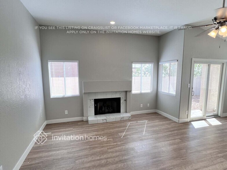 Building Photo - 1702 Toltec Cir