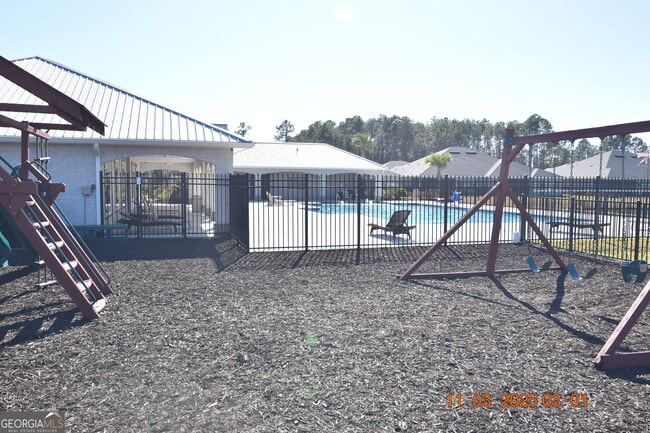 Building Photo - 213 Collin Nicholas Dr