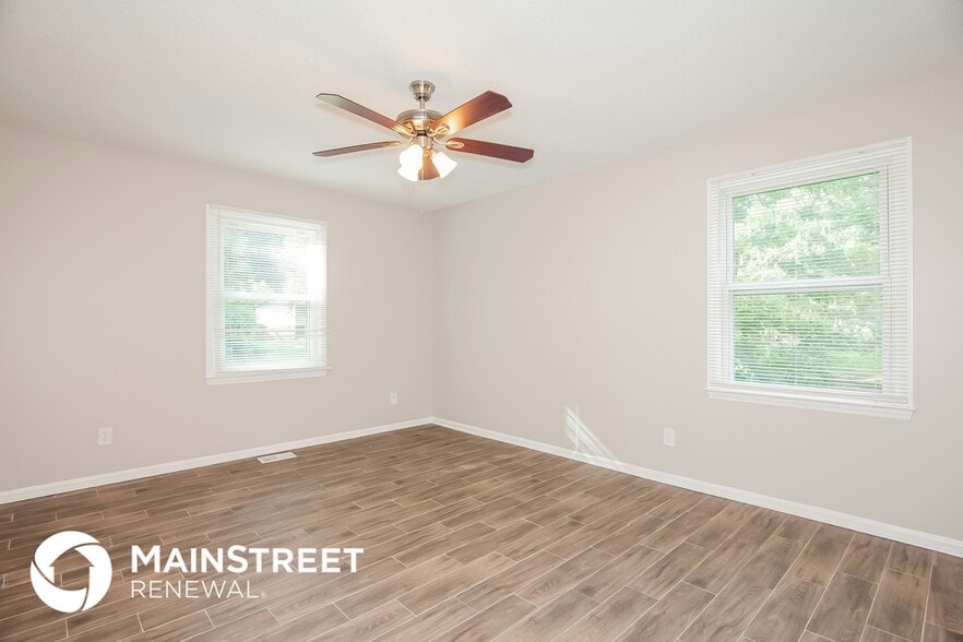 Building Photo - 4511 Longbriar Dr