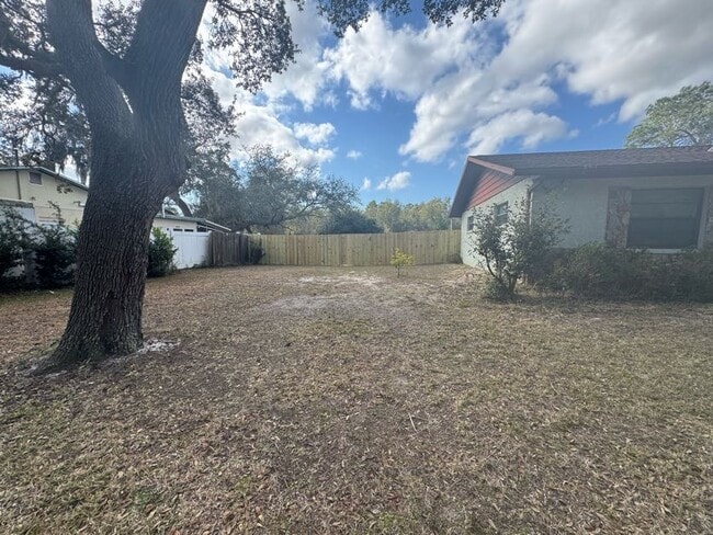 Building Photo - 1366 N Merlin Terrace