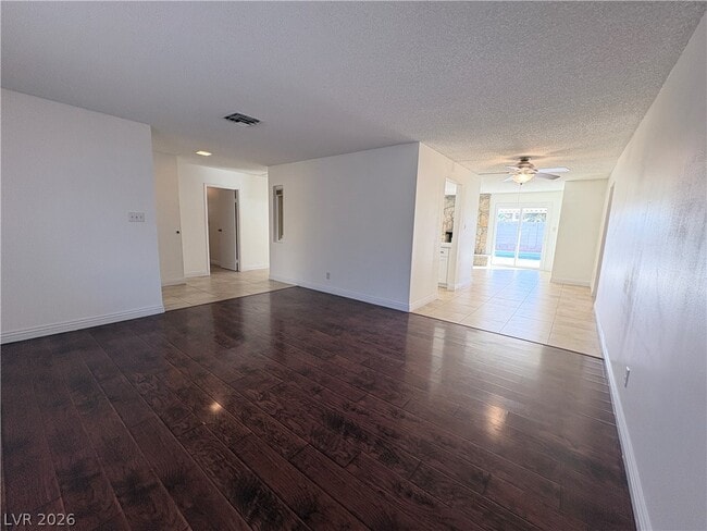 Building Photo - 1575 Cherokee Ln