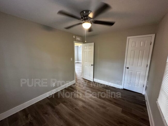 Building Photo - 903 Holt St