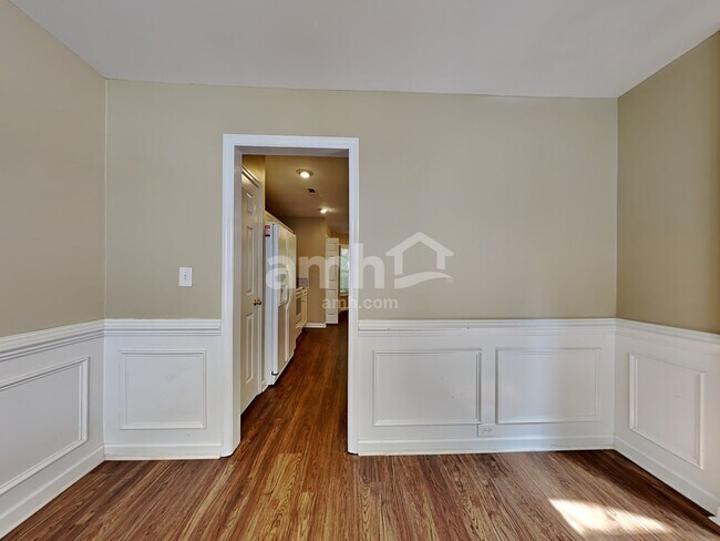 Building Photo - 1520 Arden Court