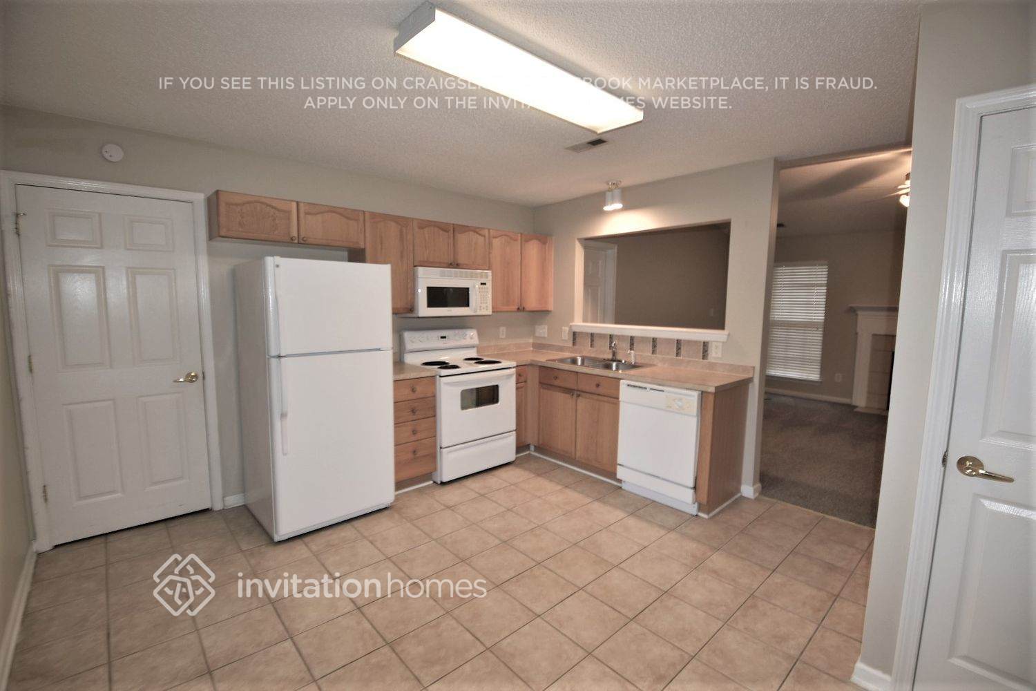 Building Photo - 3768 Sedgewick St SW