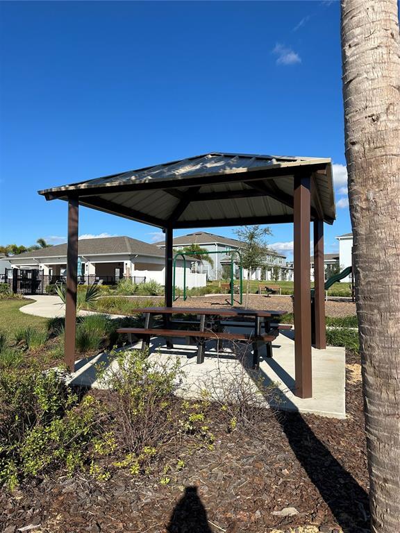 Building Photo - 2555 Winsome Wy