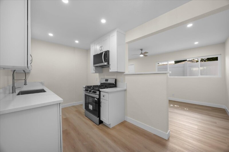 Building Photo - 3537 Delta Ave