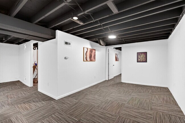 Building Photo - 3831 Brown Rd