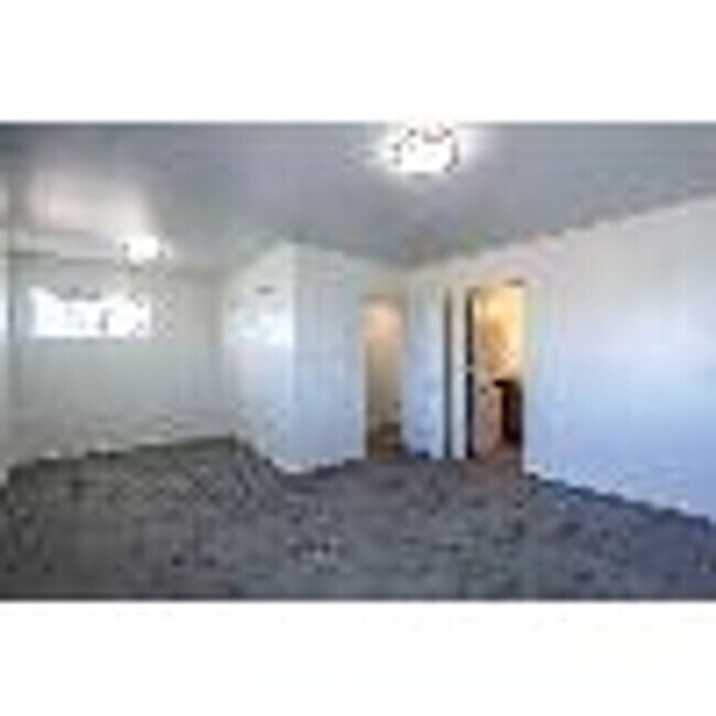 Building Photo - 8571 Spouse Dr