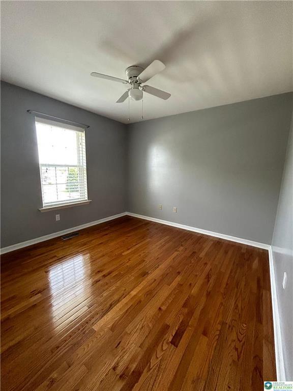 Building Photo - 2490 Chestnut Ln