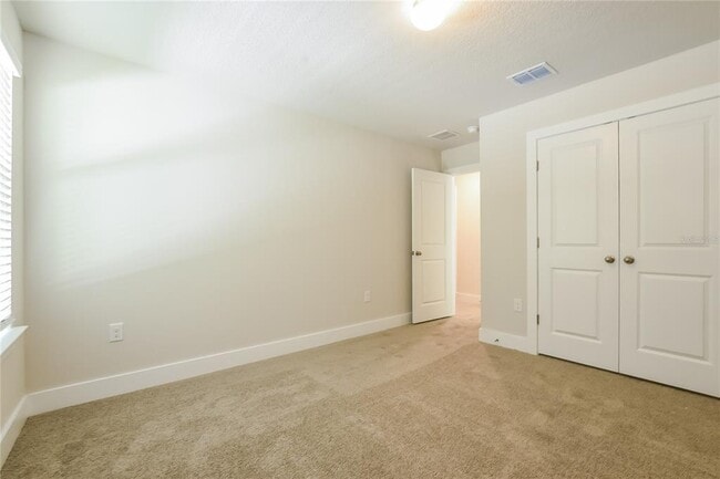 Building Photo - 313 Whiteheart Dr